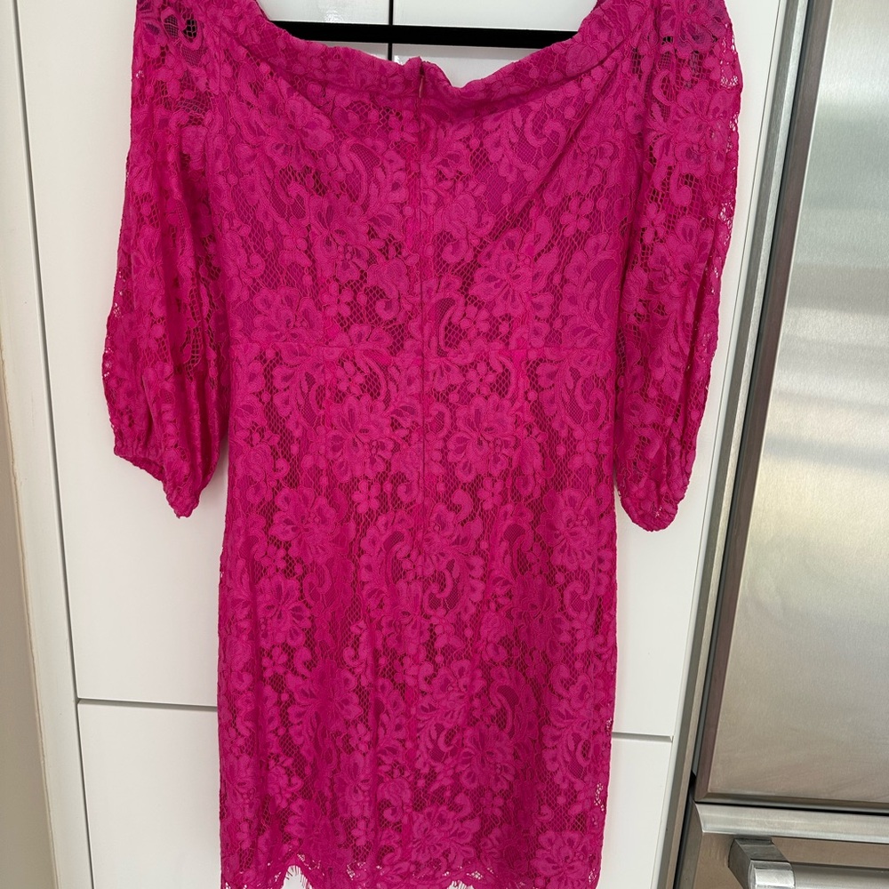 Trina Turk Akamai Lanai  pink lace overlay off shoulder dress size 4 NWT - Picture 6 of 13